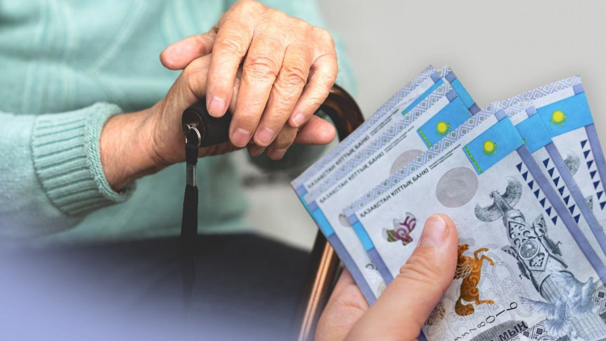 Банкке барады: енді 65 жастан асқандарға онлайн несие берілмейді