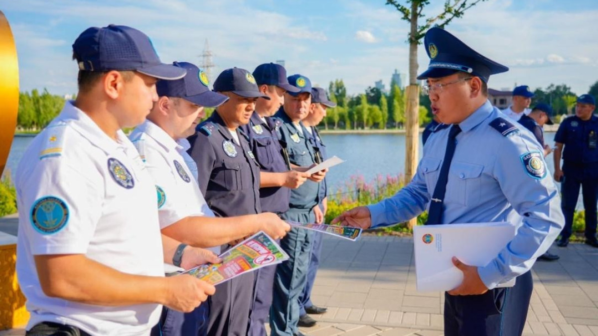 В Астане провели профилактический рейд по поддержанию чистоты в общественных местах
