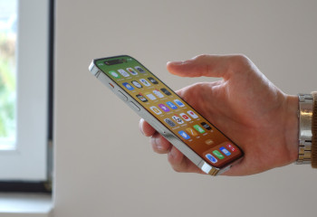 iPhone жаңартудан кейін неге қызып кетеді және оны қалай азайтуға болады