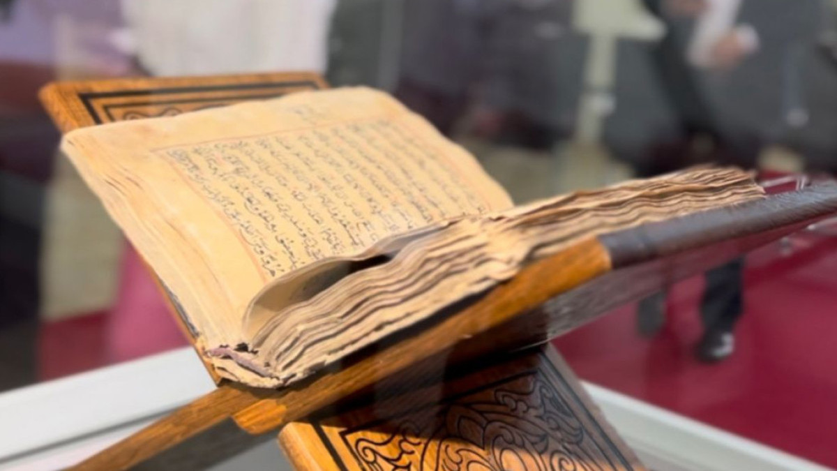 The Quran with a Prayer for the Khan: How a single manuscript linked two generations of the struggle for independence