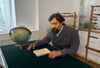 Museum of Ibrai Altynsarin in Kostanay : 13,000 artefacts and a manuscript read by Kazakhs 140 years ago