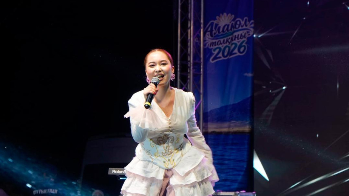 Over 5,000 people attend the Alakol Tolqyny festival