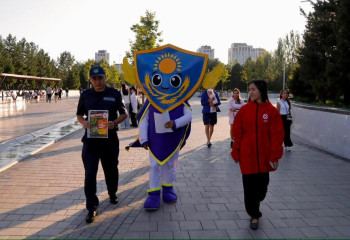В Центральном парке Астаны провели рейд по соблюдению порядка и чистоты