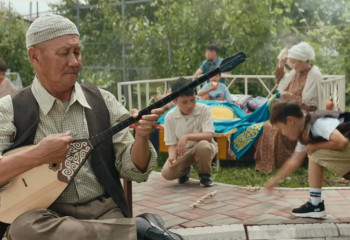 Димаш представил клип «Aqerke» – признание в любви Казахстану
