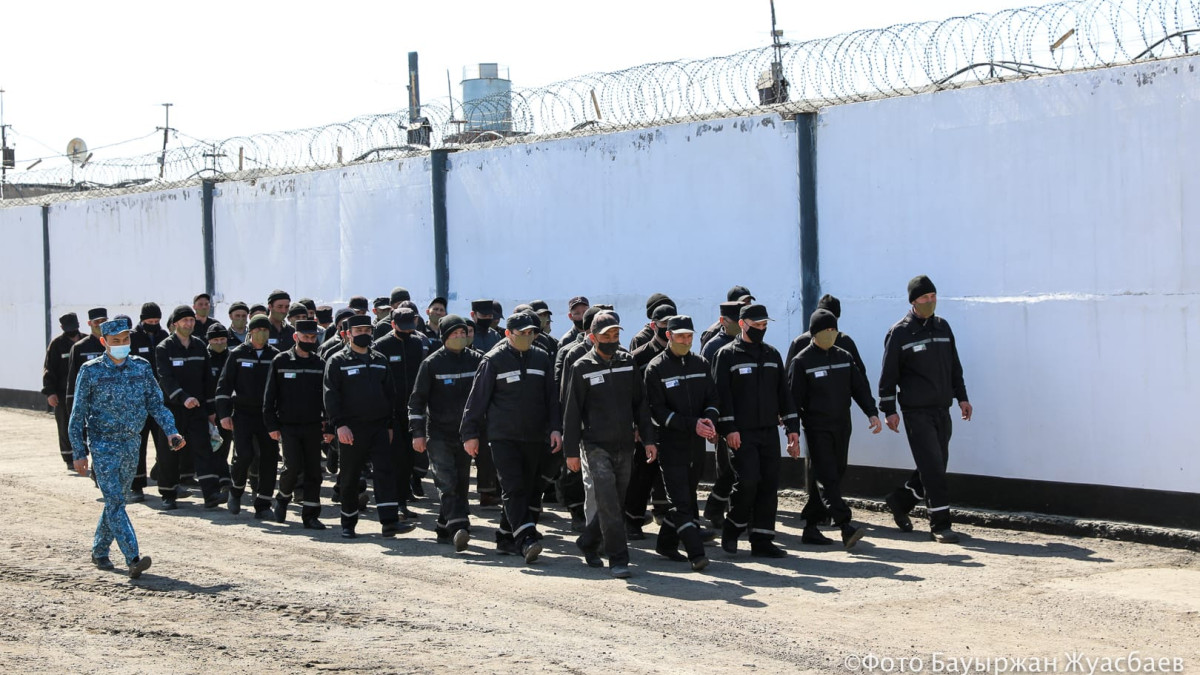 Конституцияға байланысты рақымшылық: 620 сотталушы түрмеден босады