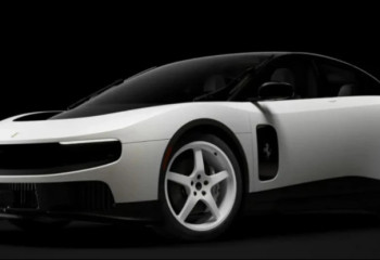 Ferrari-дің алғашқы электромобилі аукционда рекорд орнатты