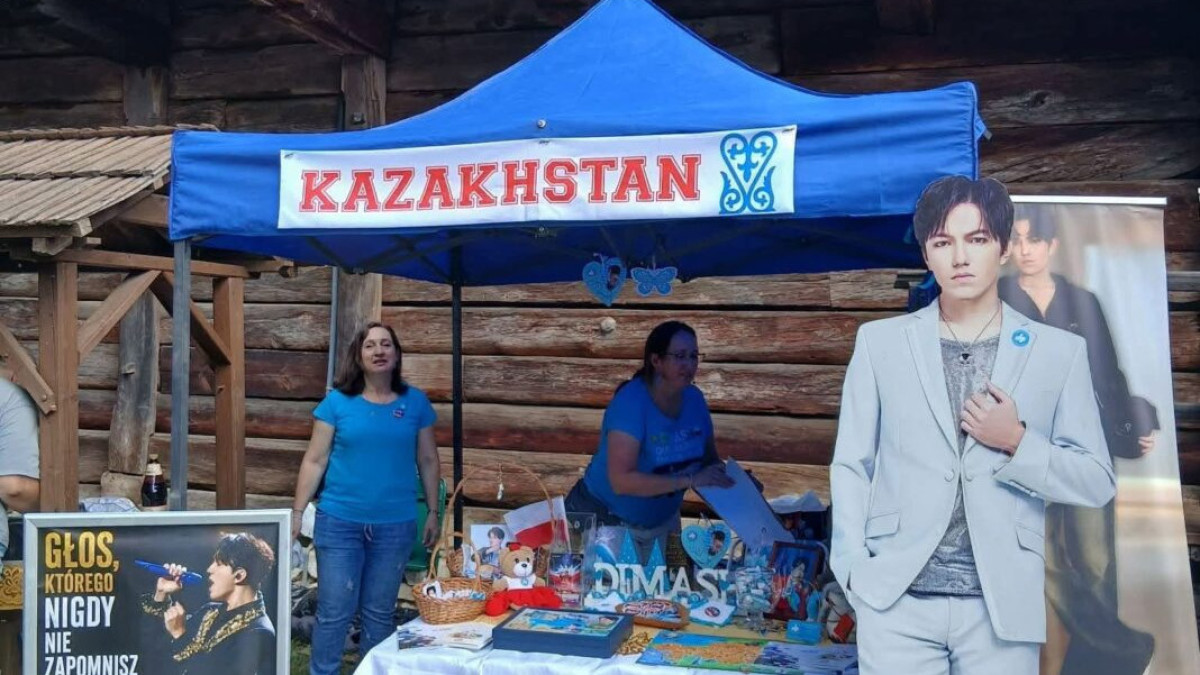 Polish Dears Showcase Kazakhstan and Dimash’s Work at Bread Festival
