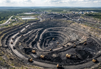 Уголь, риск и честь: как Казахстан чтит шахтерский труд
