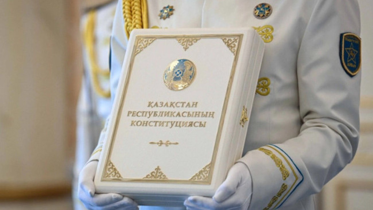 Әлем елдері Конституциясын қалай қабылдайды?