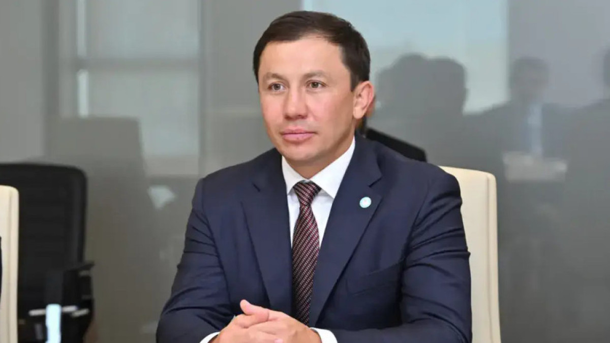Геннадий Головкин Азиадада екі алтын медаль жеңіп алған велошабандоздарды құттықтады