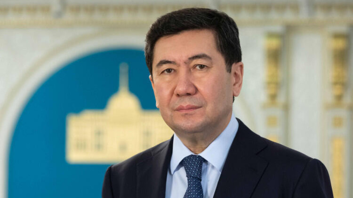 Ерлан Кошанов стал председателем Қазақстан Халық Кеңесі