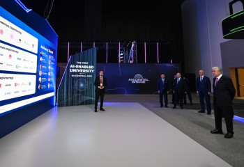 Глава государства ознакомился с проектами в сфере искусственного интеллекта