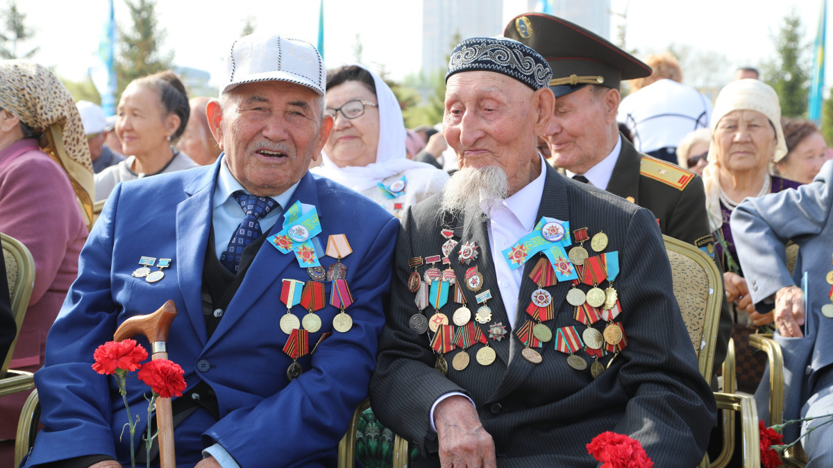 Ко Дню пожилых людей выплатят материальную помощь: в каком регионе выплата больше всего?