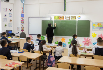 Мұғалімдер күні неге 5 қазанға ауыстырылды? 600 мың педагогтің жаңа мүмкіндіктері