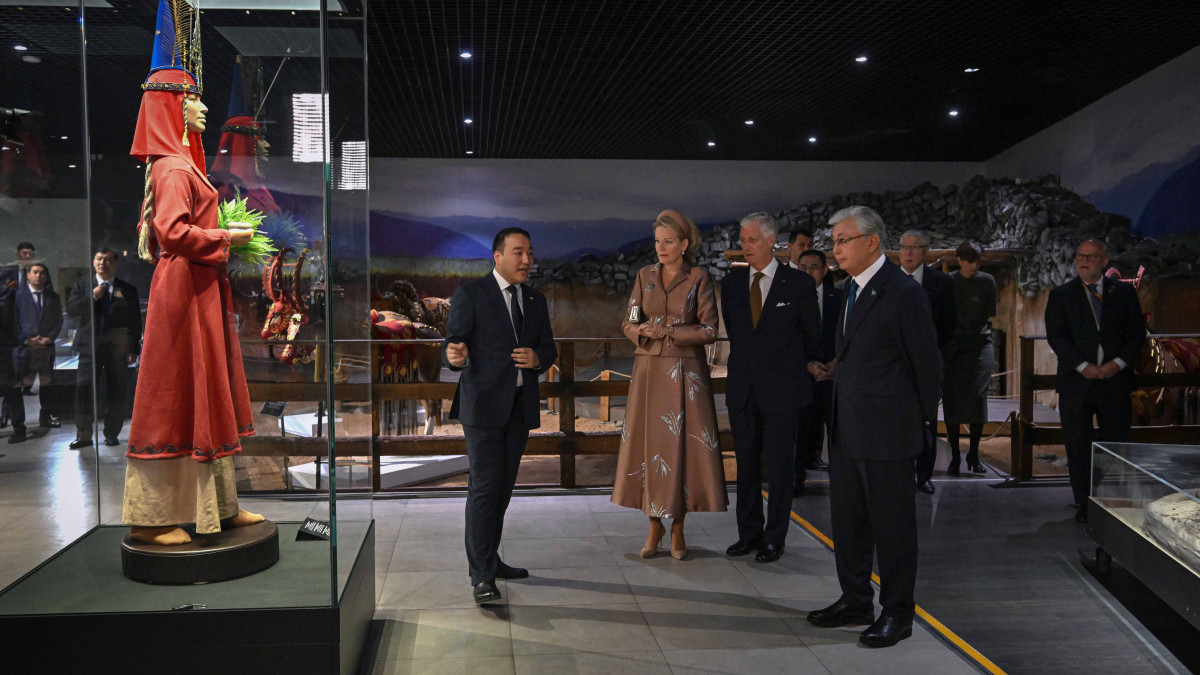 President of Kazakhstan Visits National Museum with King and Queen of the Belgians