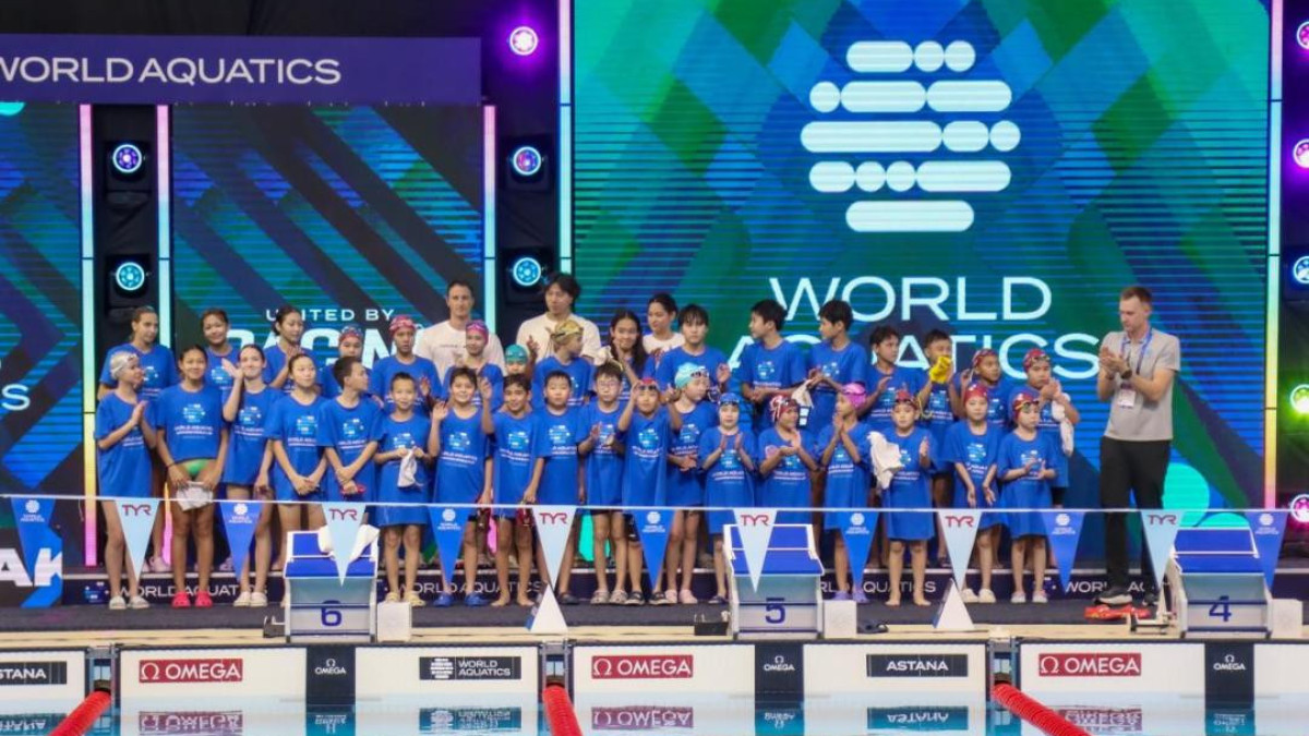 Жүзуден әлем жұлдыздары жас спортшыларға шеберлік сағатын өткізді
