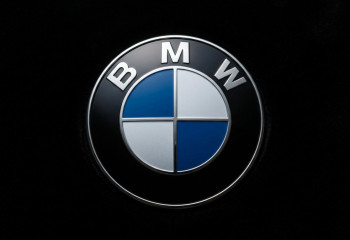 BMW готова выплатить сотрудникам до 600 тысяч евро за добровольное увольнение