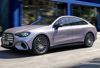 Қытайлық Mercedes-Benz C-Class жаһандық нұсқадан несімен ерекшеленеді?