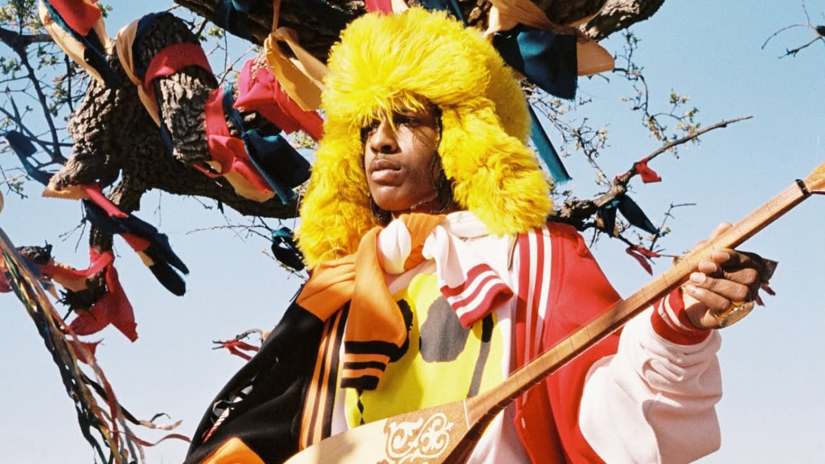 A$AP Rocky с домброй: фото от казахстанского режиссера Айсултана Сеитова взорвало Instagram