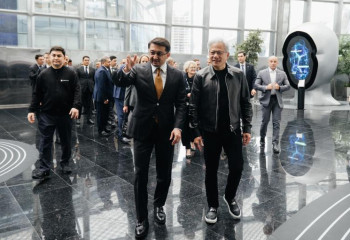 Глава NVIDIA Дженсен Хуанг впервые посетил Казахстан