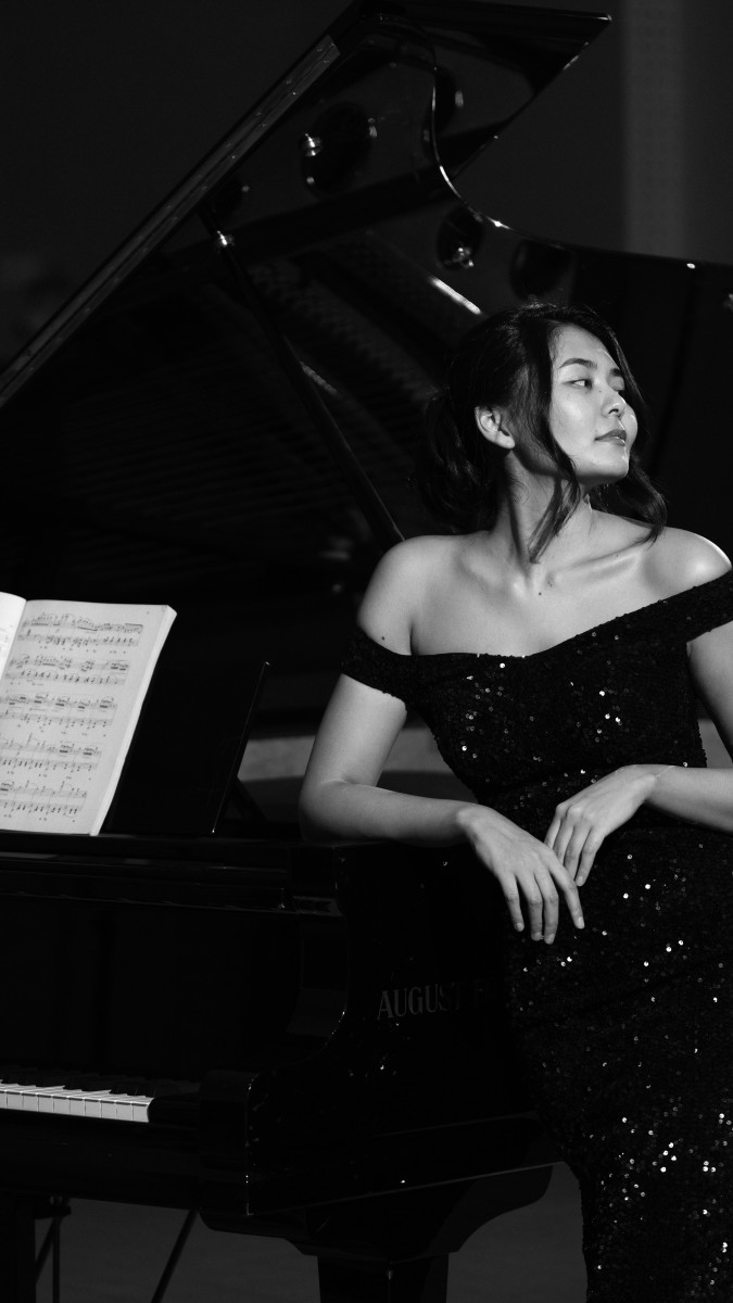«Музыка — это письмо миру»: интервью с пианисткой, покорившей сердца в Казахстане и за его пределами