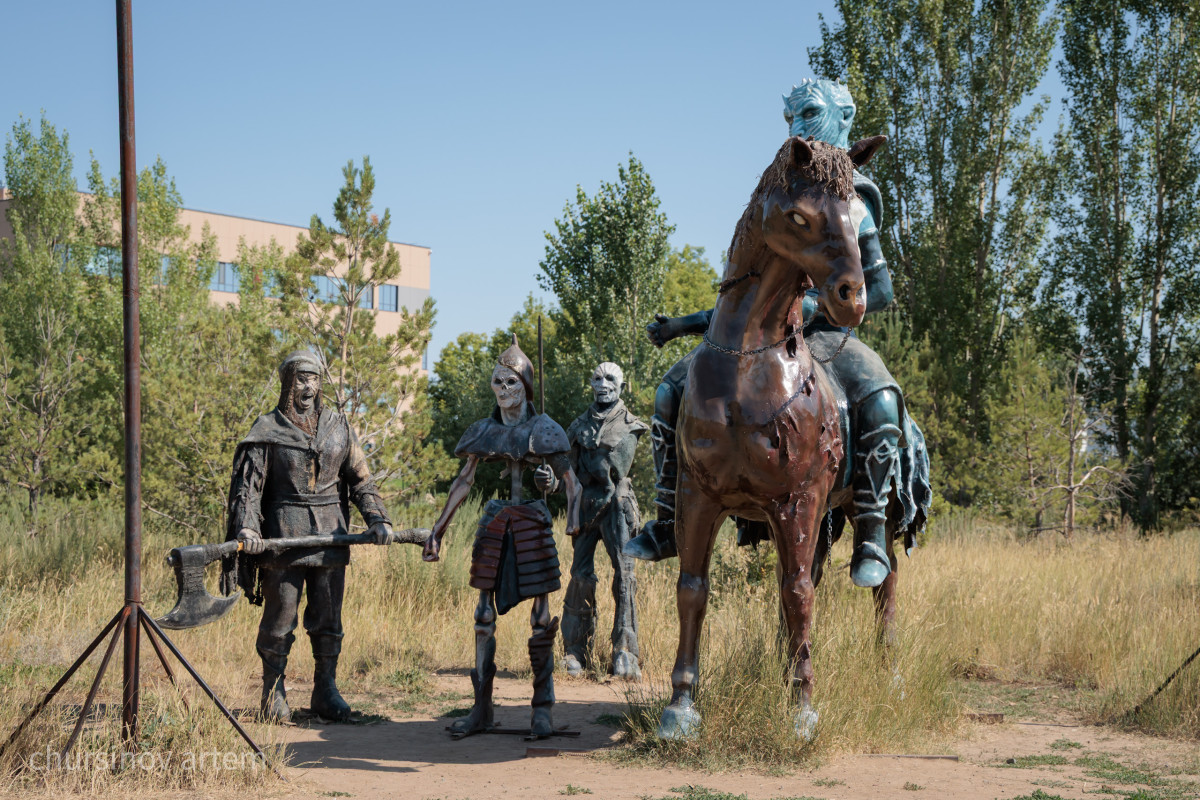 Фото: Ақ серуеншілер (White Walkers)
