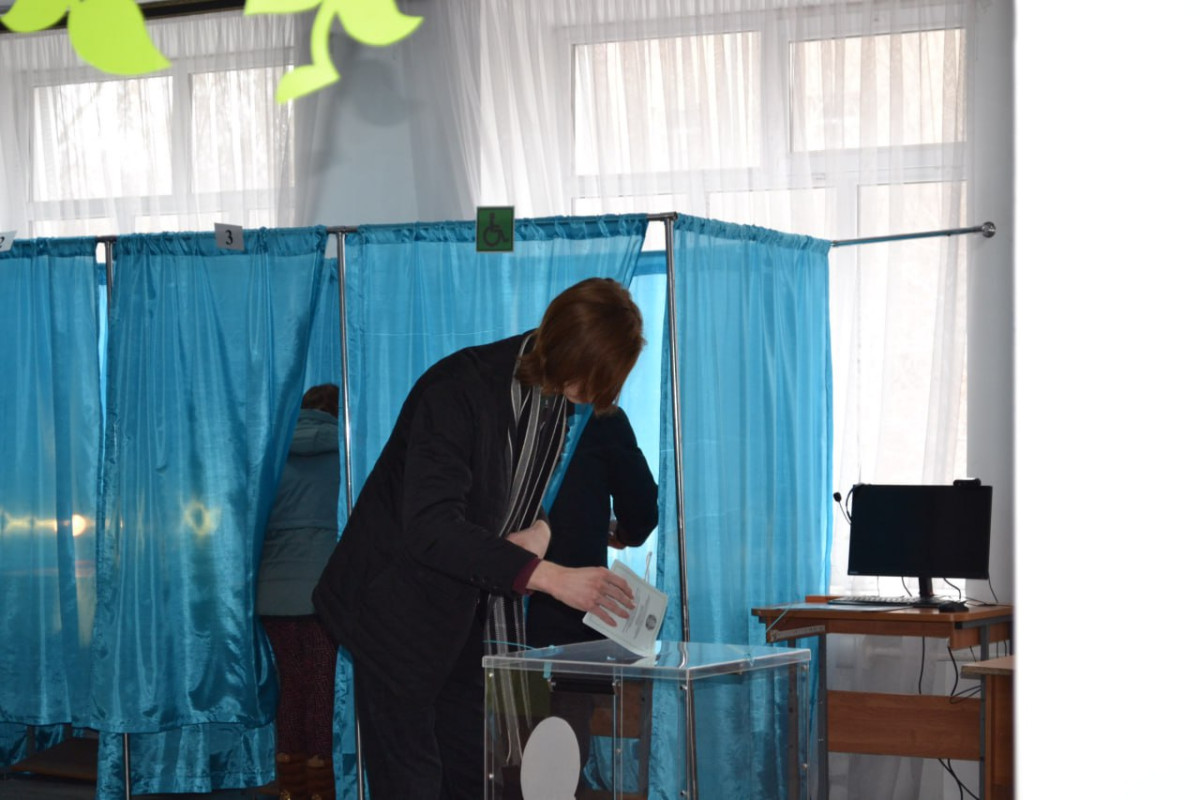 Хотим, чтобы молодежь жила хорошо - карагандинцы о выборах и ожиданиях от депутатов