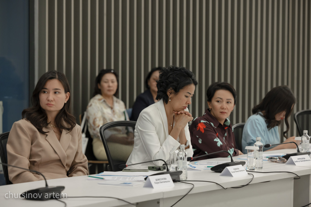 Заседание национальной комиссии по делам женщин и семейно-демографической политике прошло в Астане