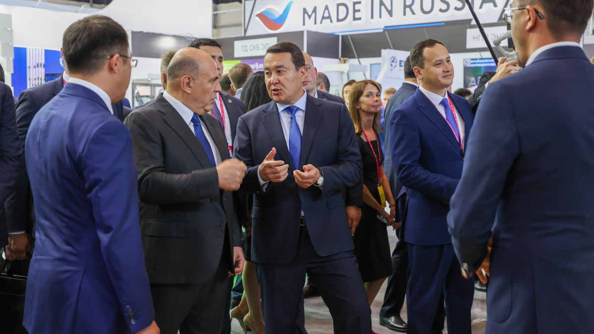 Казахстан на "Иннопром-2023" представили 250 компаний
