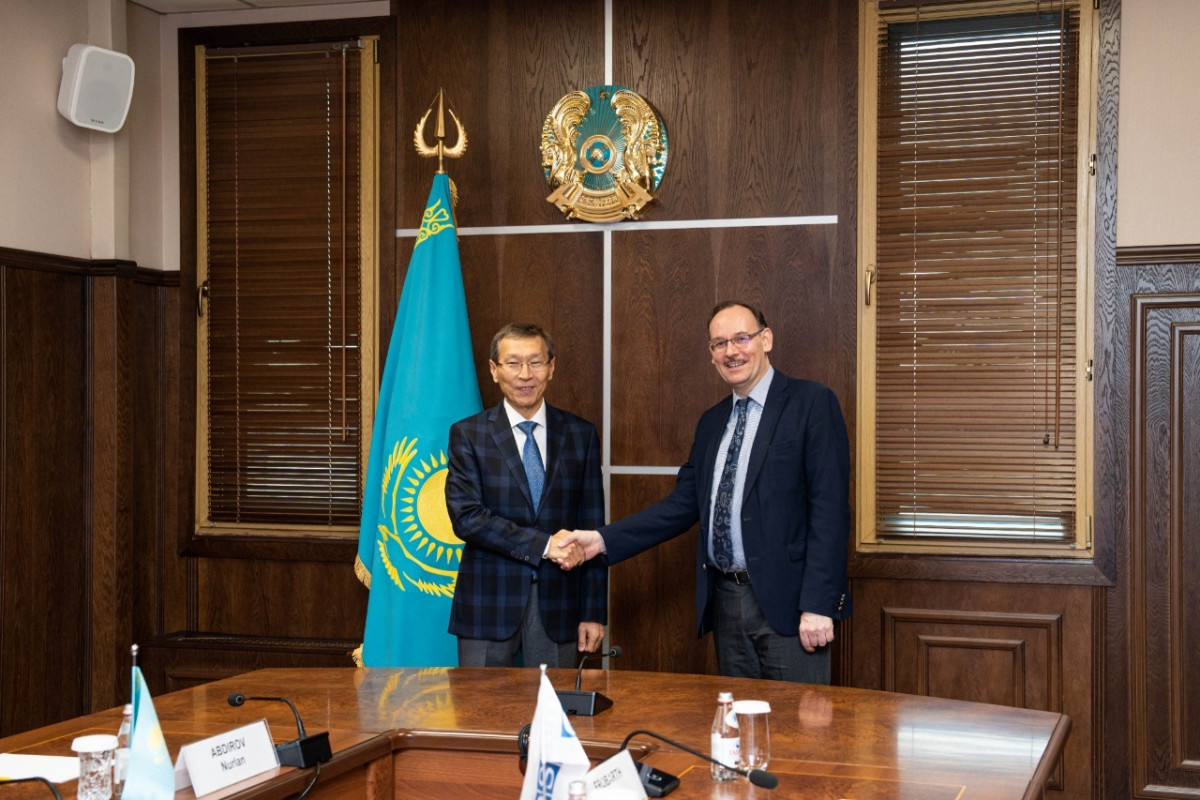 Председатель ЦИК Казахстана встретился с главой офиса программ ОБСЕ в Астане
