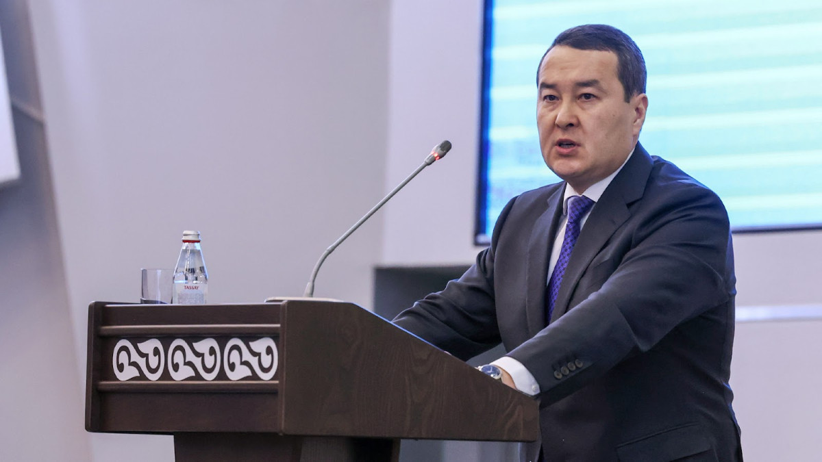 Kazakh PM instructs to expand new industrial development pool in Kazakhstan