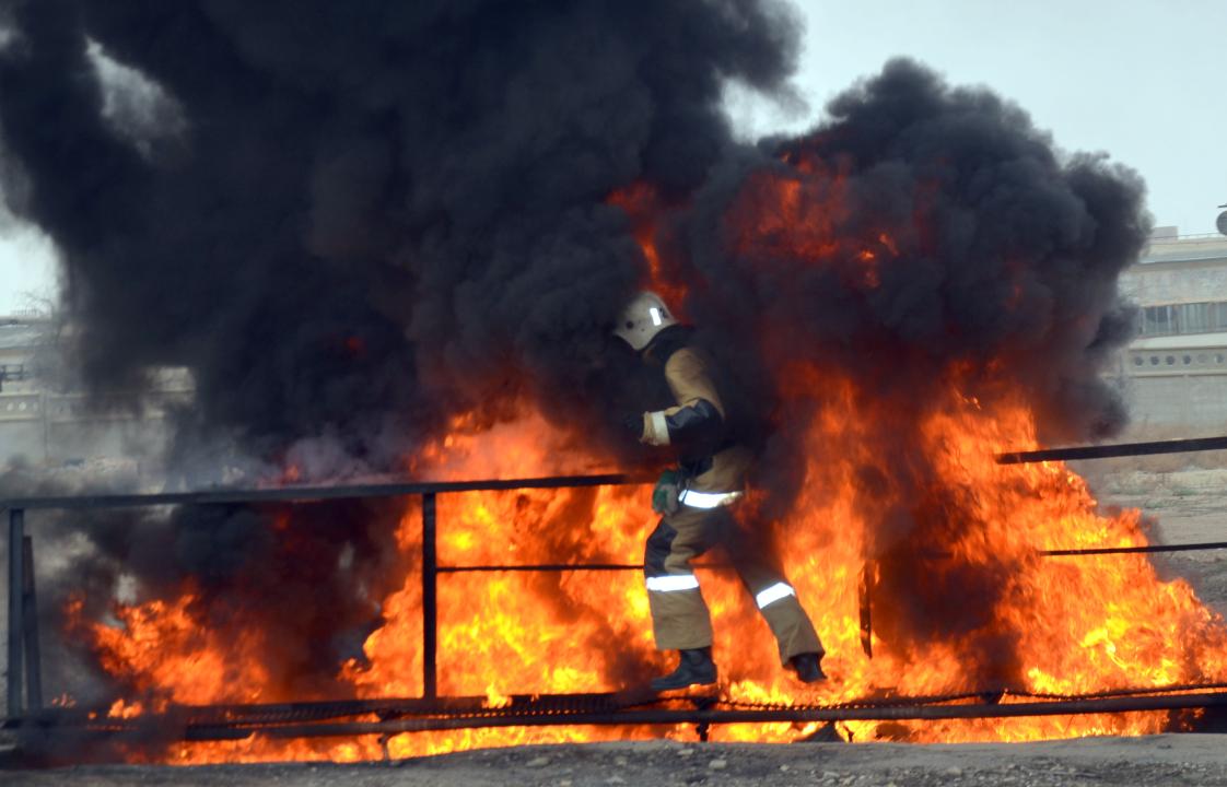 Rescue fire lane overcome psychological training in Aktau
