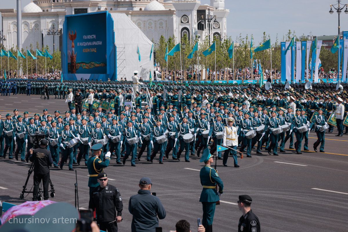 Астанадағы әскери шеру ел рухын көтерді