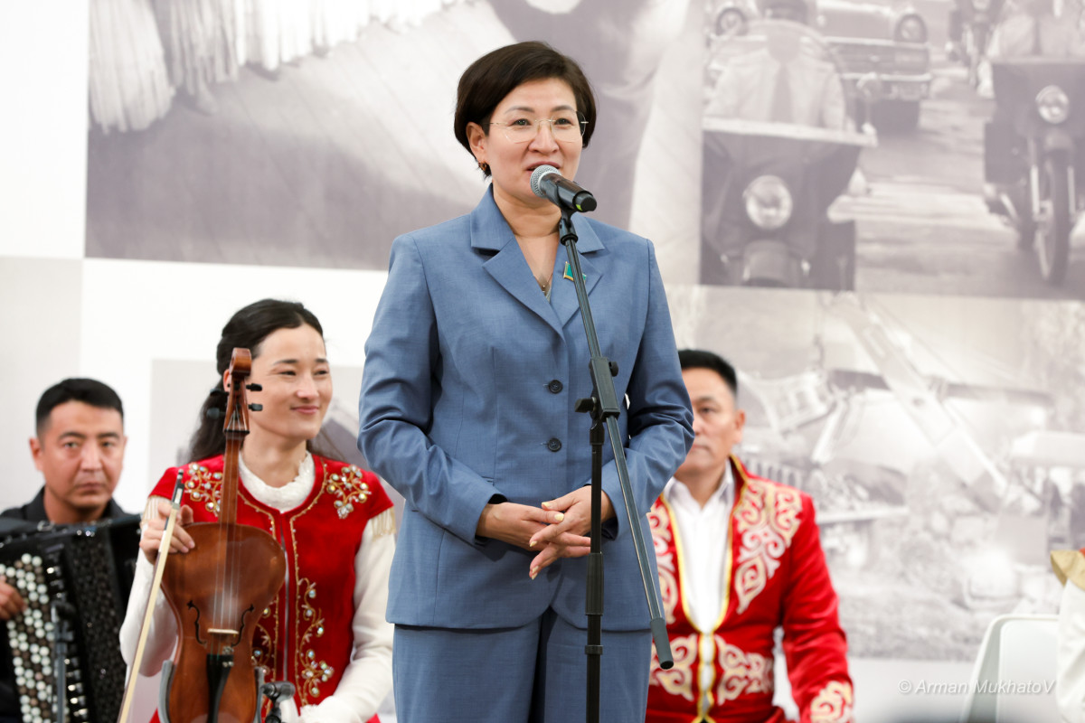 Kazinform-ға 105 жыл: ғасырлық тарихты сөйлеткен фотожәдігерлер көпшілікке ұсынылды Kazinform-ға 105 жыл: ғасырлық тарихты сөйлеткен фотожәдігерлер көпшілікке ұсынылды