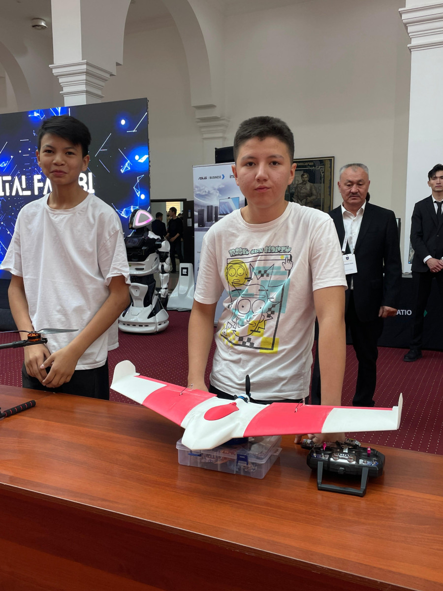 ЖИ әлеуеті: Оқушылар ойлап тапқан дрон мен ауыл мектебіндегі жаңашылдық ЖИ әлеуеті: Оқушылар ойлап тапқан дрон мен ауыл мектебіндегі жаңашылдық