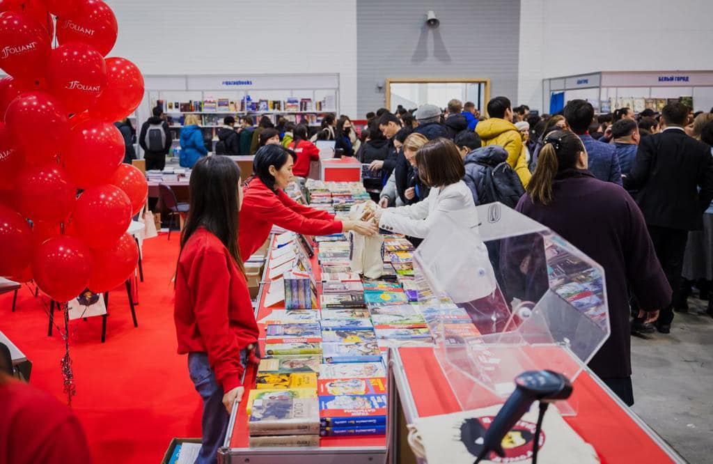 Книжная ярмарка-выставка Eurasian Book Fair-2023 проходит в Астане