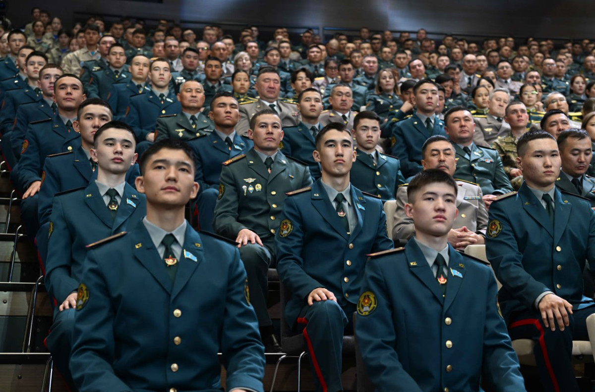 Касым-Жомарт Токаев рассказал, каким должен быть современный солдат