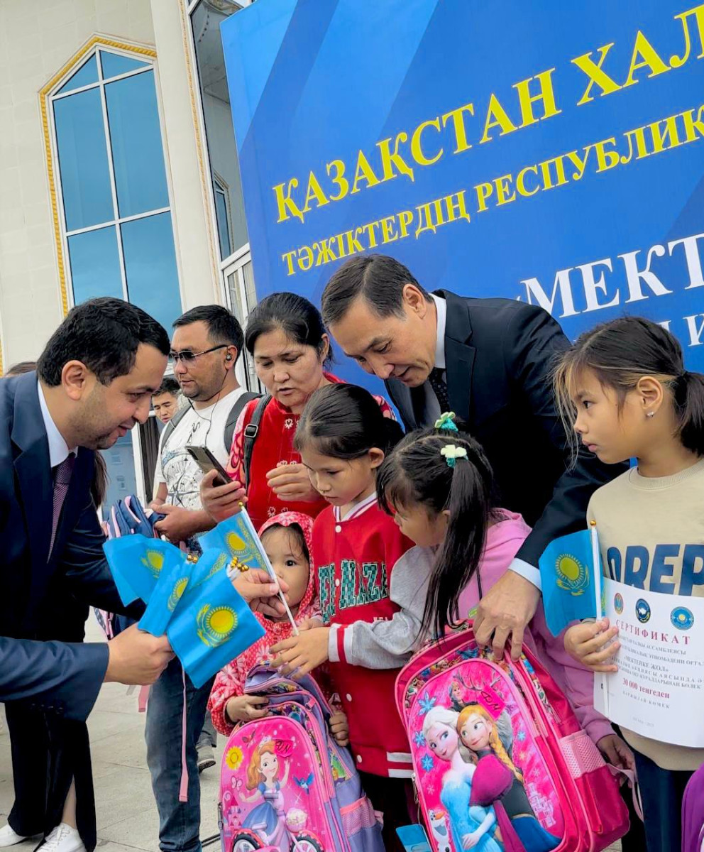 100 столичным детям из малообеспеченных семей помогла Ассамблея в рамках акции «Дорога в школу»