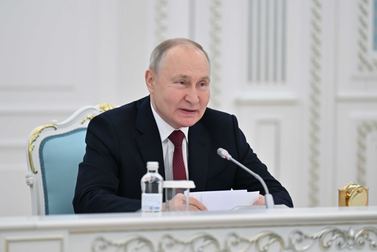 Токаев и Путин провели переговоры в узком составе
