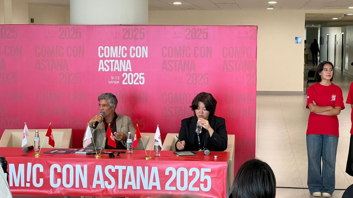 Эсай Моралес на Comic Con Astana 2025: о выборе ролей, казахской кухне и вдохновении