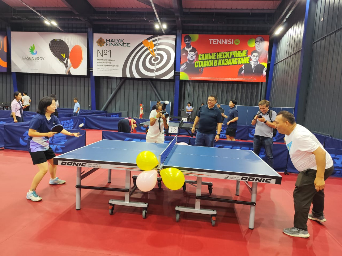 Панда, змея и пинг-понг. Праздник китайско-казахстанской дружбы состоялся в Алматы Панда, змея и пинг-понг. Праздник китайско-казахстанской дружбы состоялся в Алматы