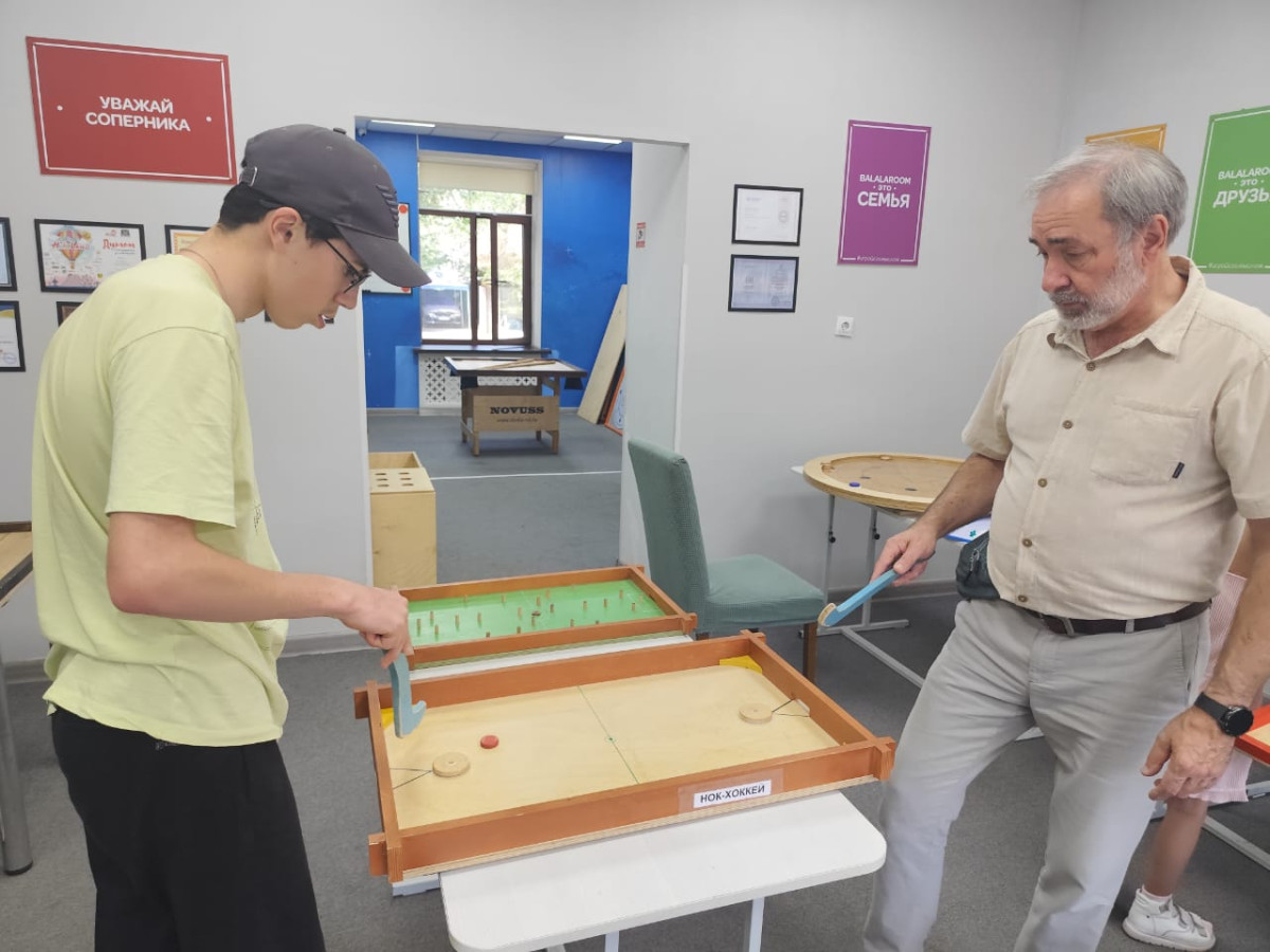 «У нас забывают о телефонах!». В Алматы открылся бесплатный клуб настольных спортивных игр «У нас забывают о телефонах!». В Алматы открылся бесплатный клуб настольных спортивных игр