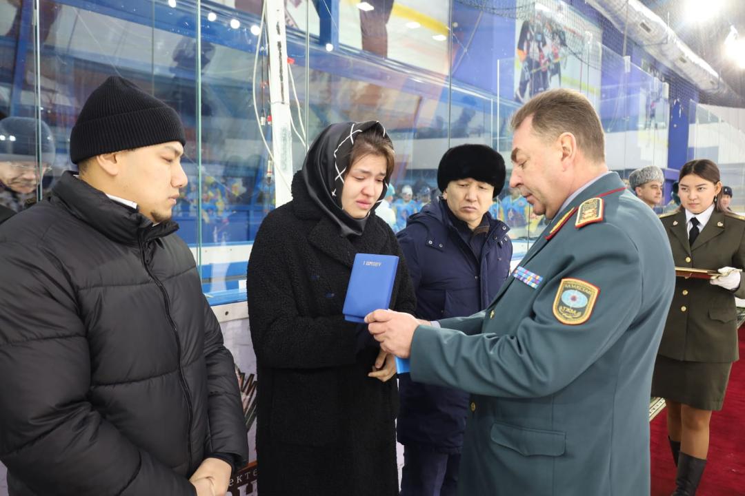 Елордада құтқарушы Асқар Забикулинді еске алуға арналған хоккейден жарыс басталды