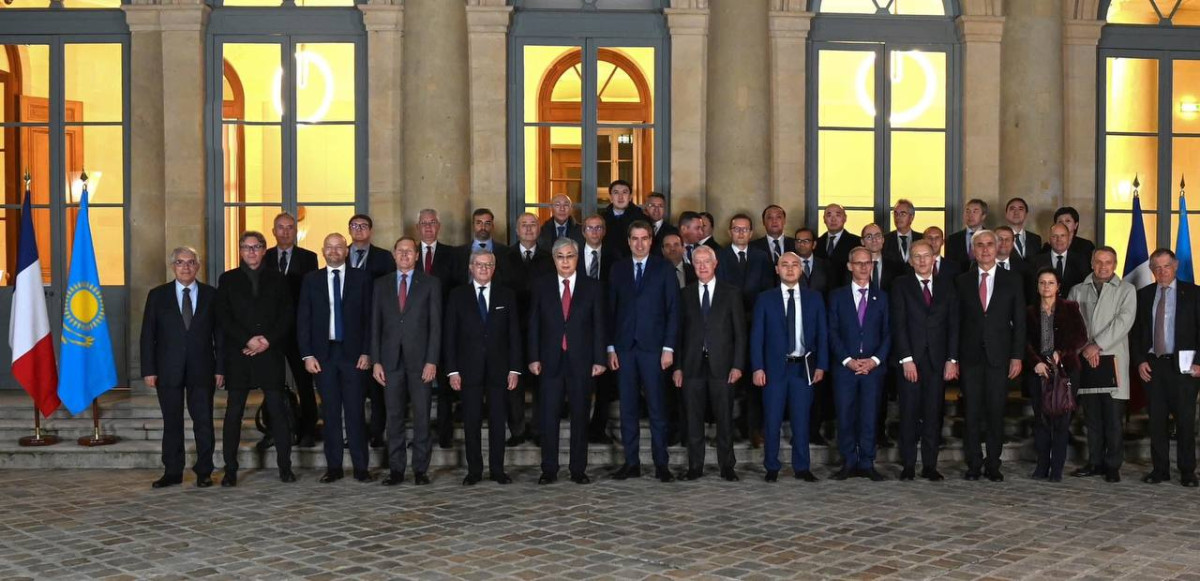 Президенттің Францияға сапарында 30-ға жуық келісімге қол қойылды