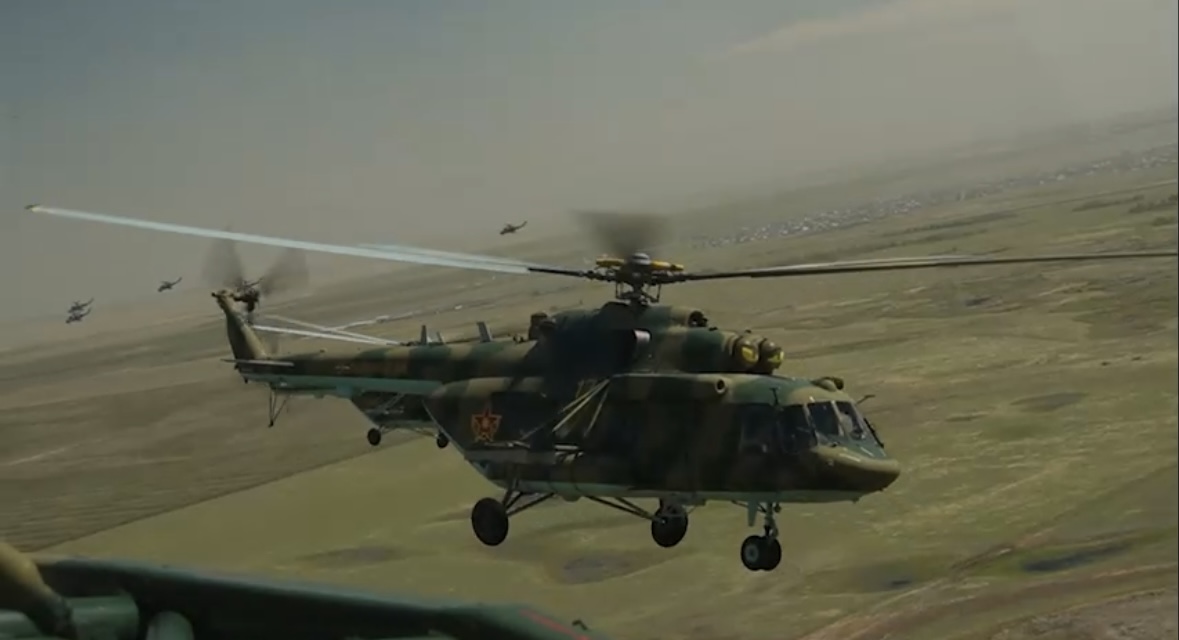 Аспан қауіпсіздігін күзеткен ерлер: Әскери авиациялық бөлімнен арнайы репортаж