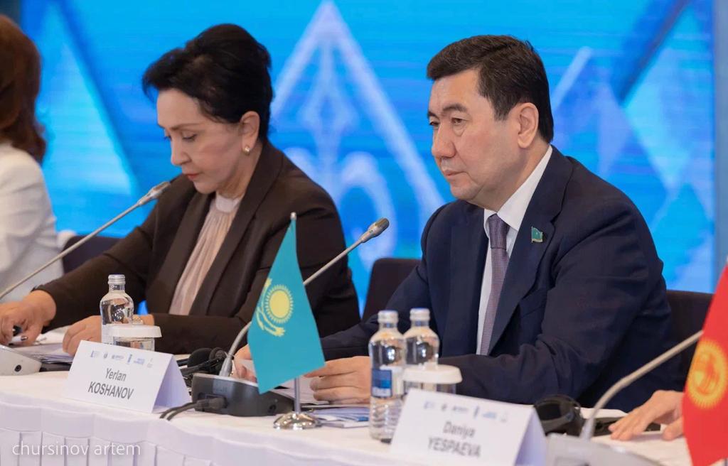 Астанада Орталық Азия елдері әйелдері диалогының отырысы өтіп жатыр