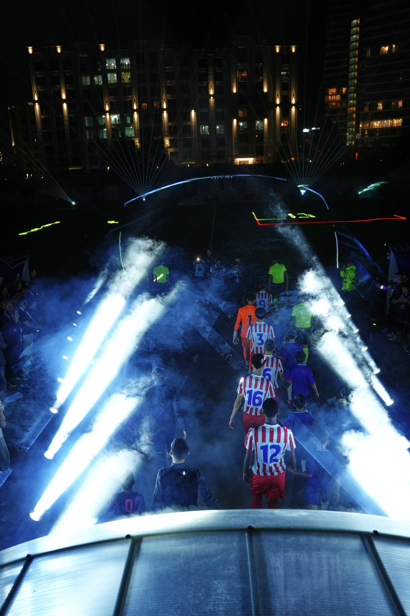 QJL All Star құрамасы – «Атлетико Мадрид»: Алматыдағы футбол шоуы қалай өтті