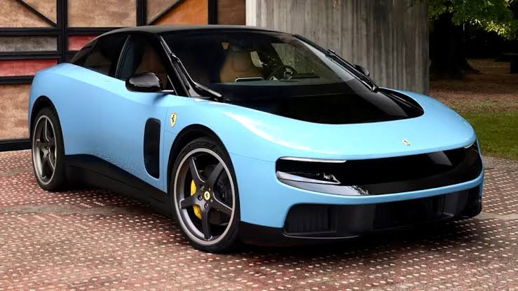 Ferrari Luce /<strong> </strong>topgir.com.ua