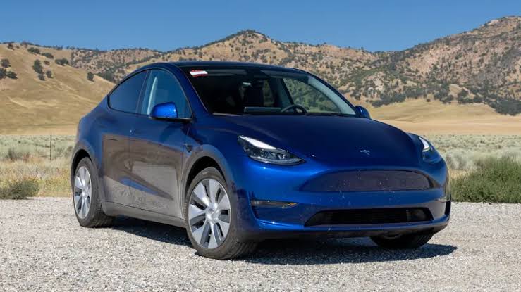 Tesla Model Y / motortrend.com