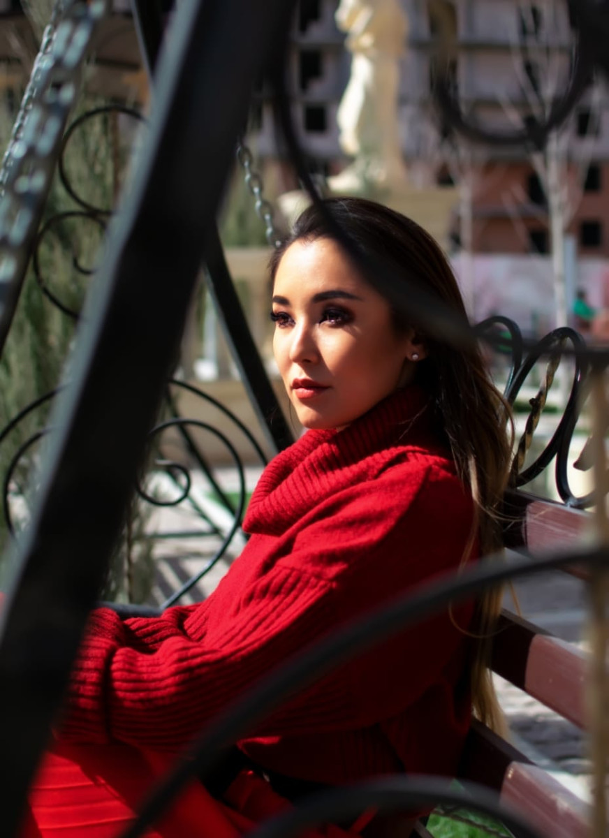 Казахстанский стилист назвала главные тренды в одежде в 2023 году